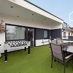Day Young Life 140qm Carport, Terrasse Lounge, Grill Apartman Nürnberg