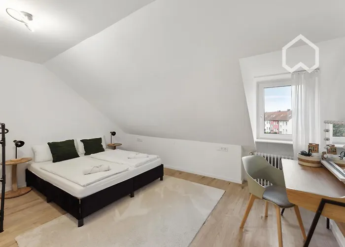 Day Young Life 140qm Carport, Terrasse Lounge, Grill Appartement Nuremberg