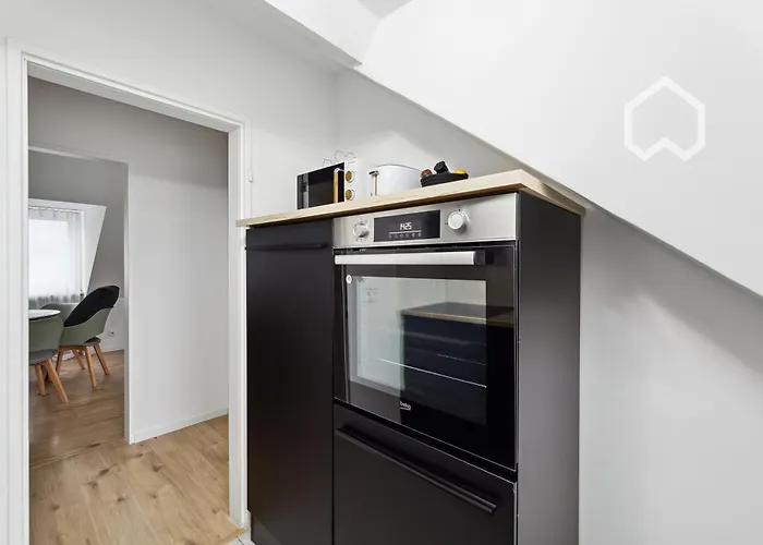 Day Young Life 140qm Carport, Terrasse Lounge, Grill Appartement Nuremberg