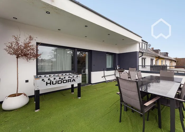 Day Young Life 140qm Carport, Terrasse Lounge, Grill Appartement Nuremberg